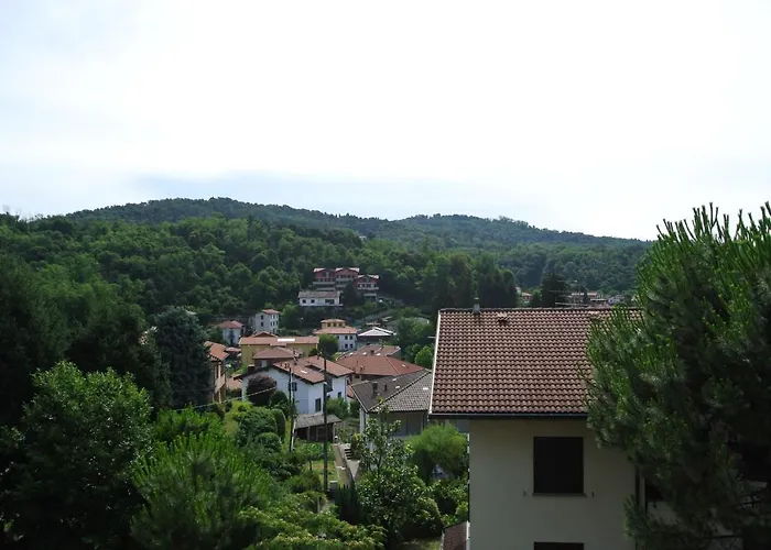 Oda ve Kahvaltı Sari